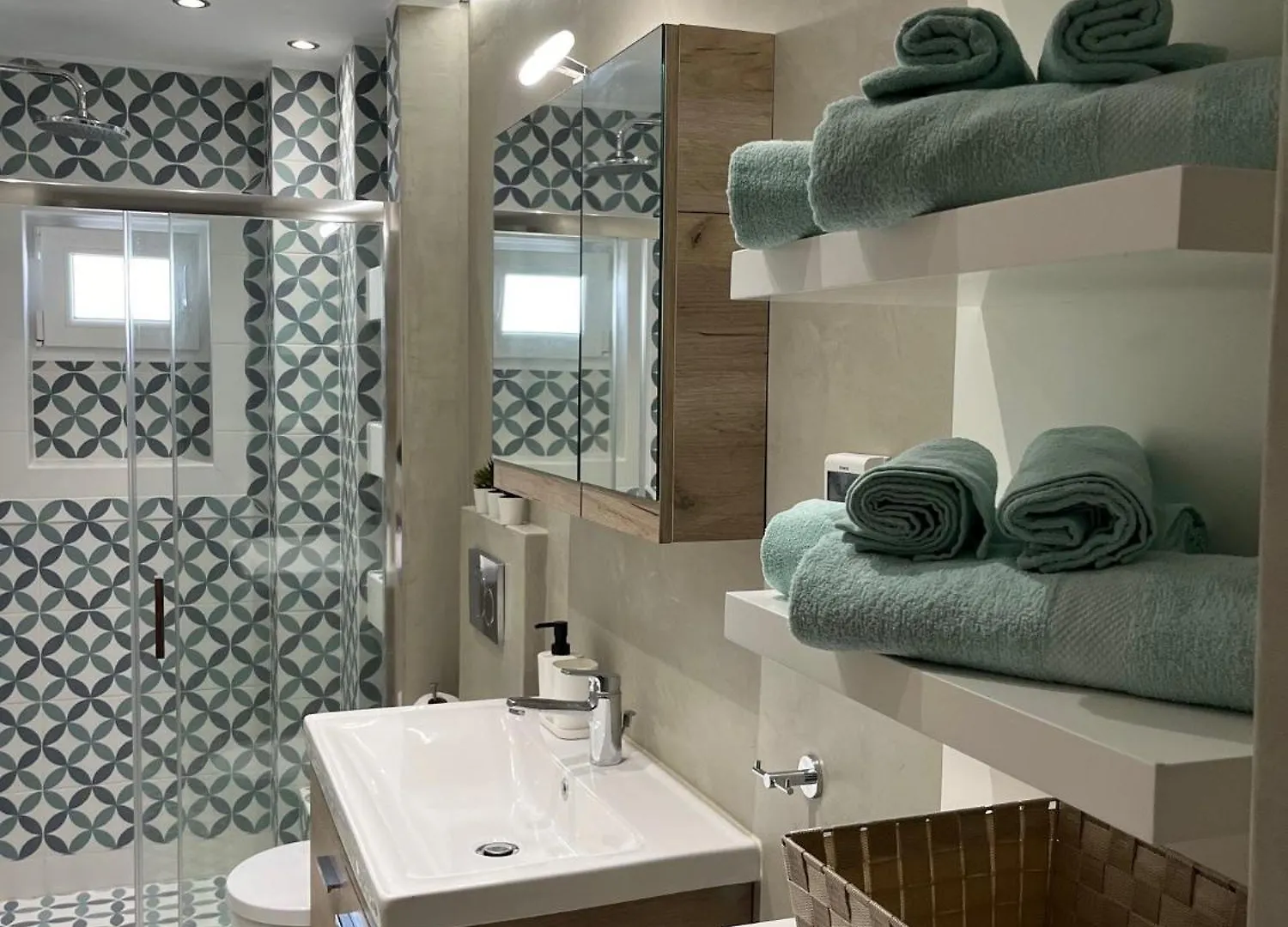 My Wave - Downtown Apartment In Perea Peraia